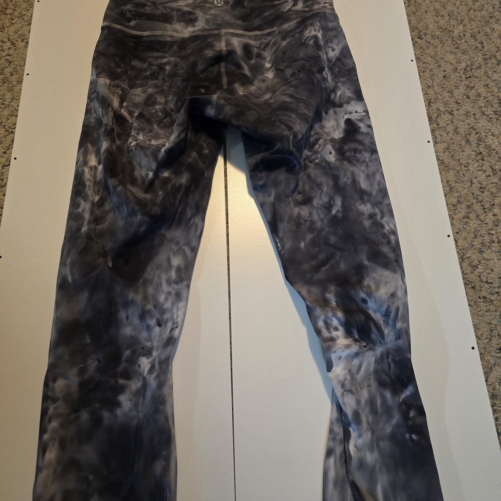 Lululemon Gray and Black Tie-Dye Leggings